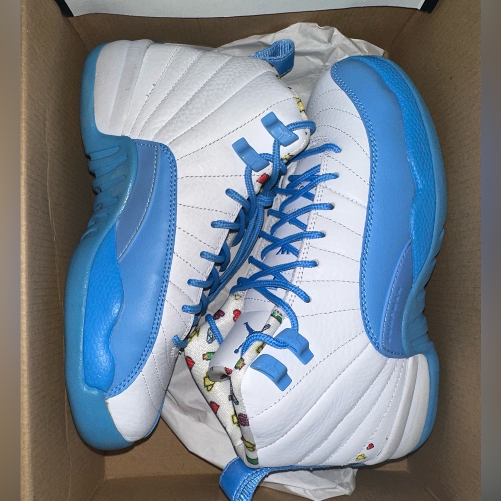 Emoji Air Jordan 12